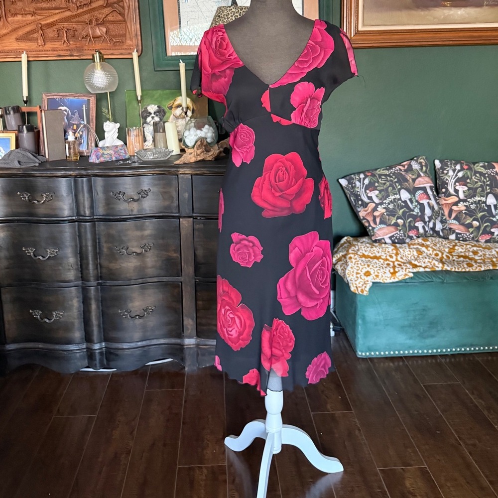 Vintage My Michelle Black Red Rose Floral‎ V-Neck Midi Dress Size 8 Made in USA